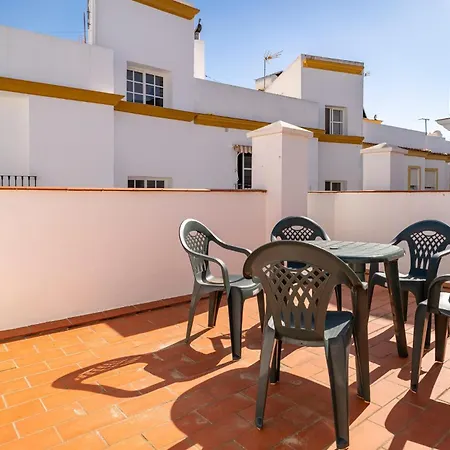 Holiday home Amazing In With Kitchen